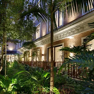 Thrive, A Tropical Courtyard カトマンズ